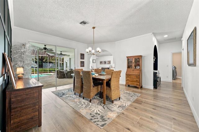 9316 KNIGHTSBRIDGE COURT, Tampa, FL 33647