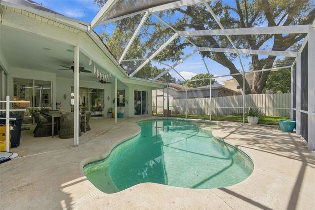 9316 KNIGHTSBRIDGE COURT, Tampa, FL 33647