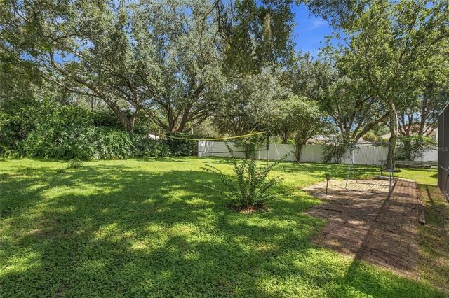 9316 KNIGHTSBRIDGE COURT, Tampa, FL 33647