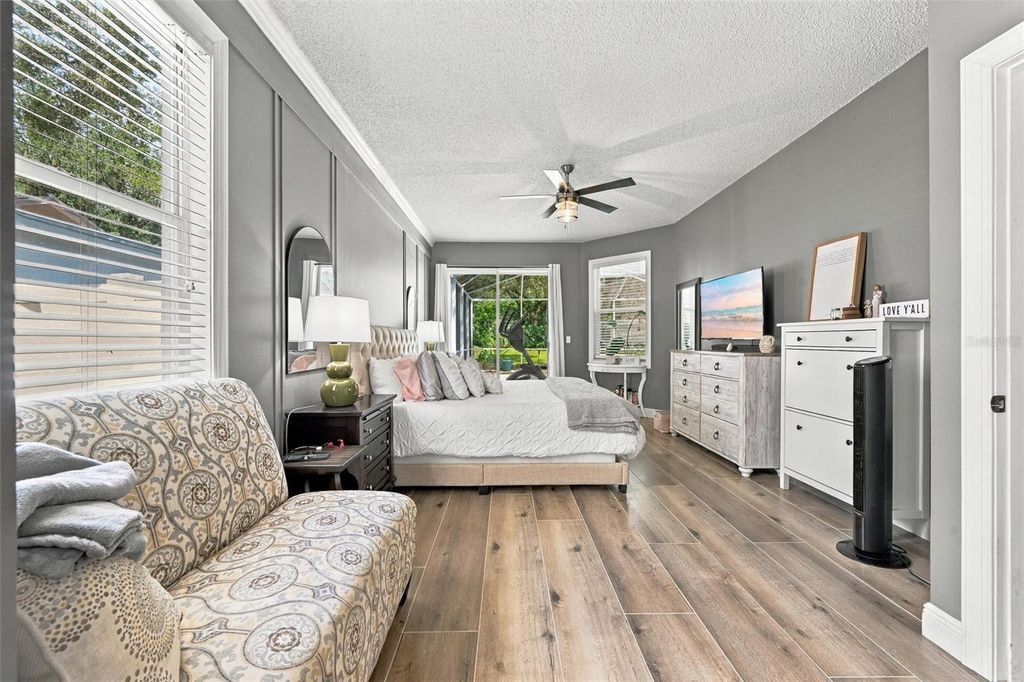 Image 45 of property listing at 9316 KNIGHTSBRIDGE COURT, Tampa, FL 33647