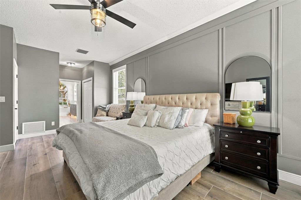 Image 50 of property listing at 9316 KNIGHTSBRIDGE COURT, Tampa, FL 33647