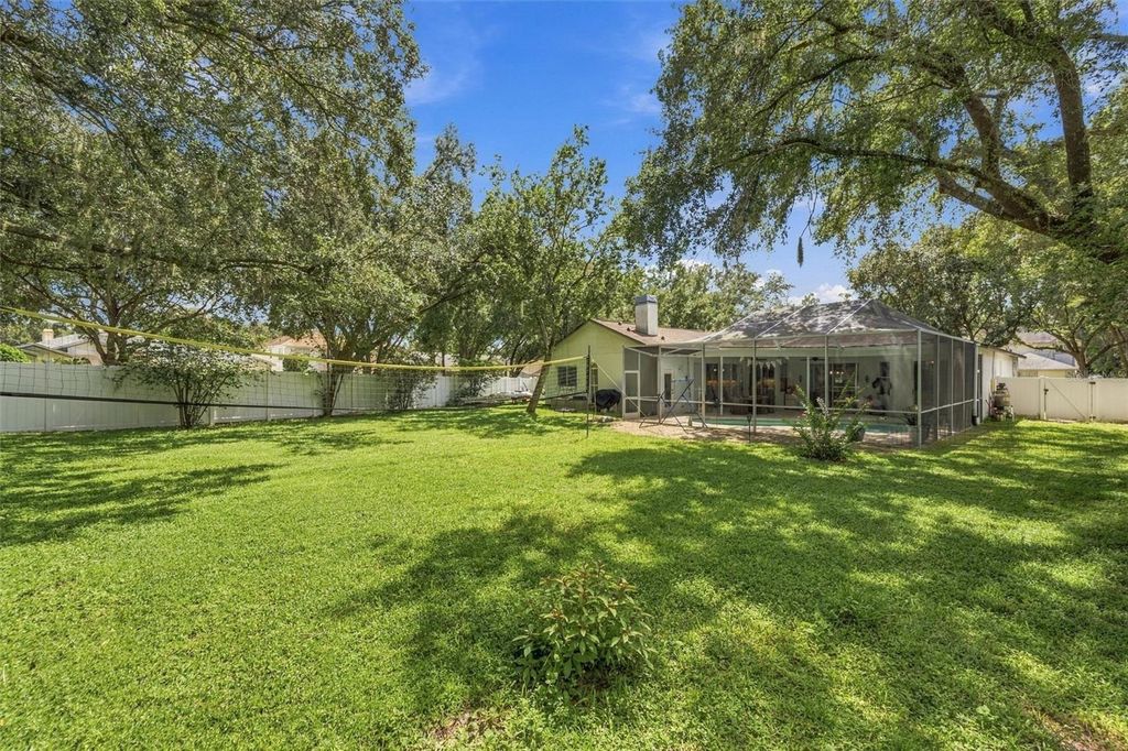 Image 79 of property listing at 9316 KNIGHTSBRIDGE COURT, Tampa, FL 33647