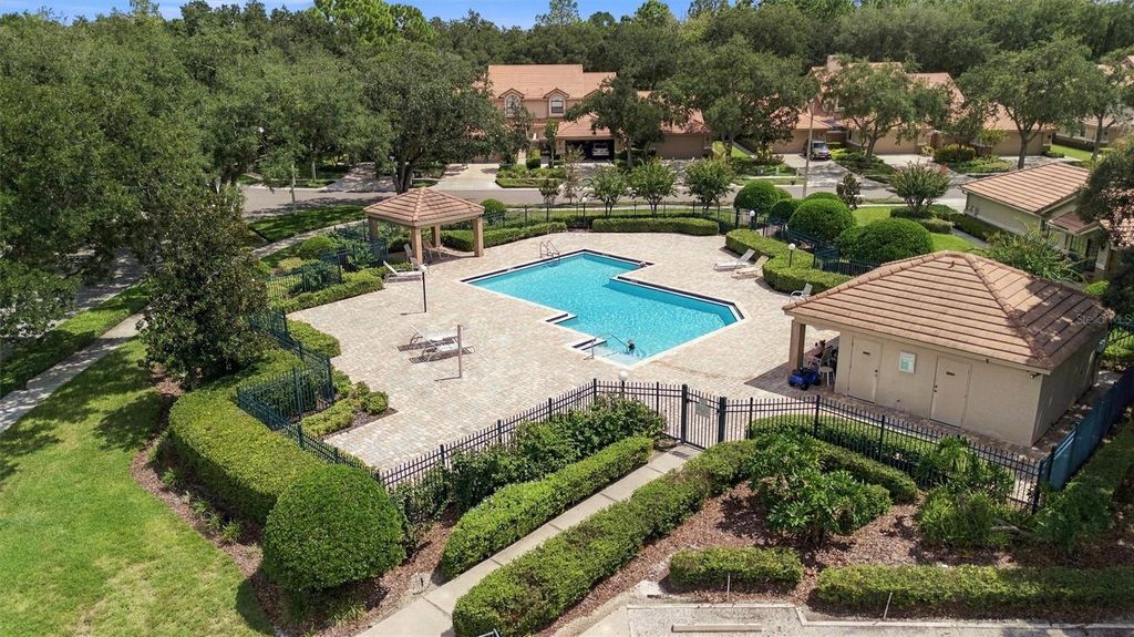 Image 91 of property listing at 9316 KNIGHTSBRIDGE COURT, Tampa, FL 33647