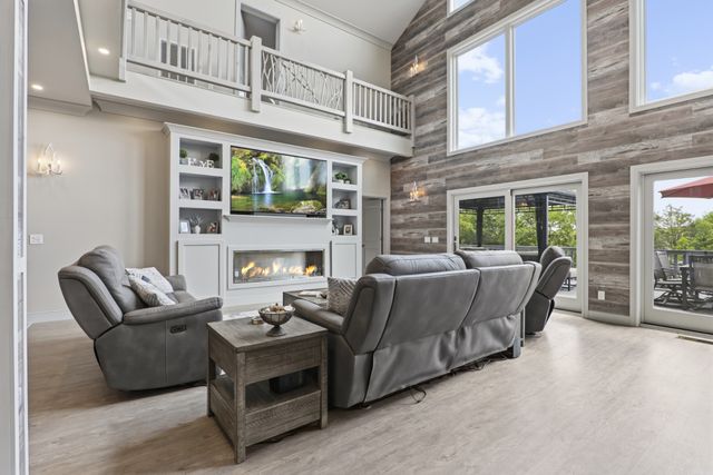 883 Newton Ln, Gallatin, TN 37066
