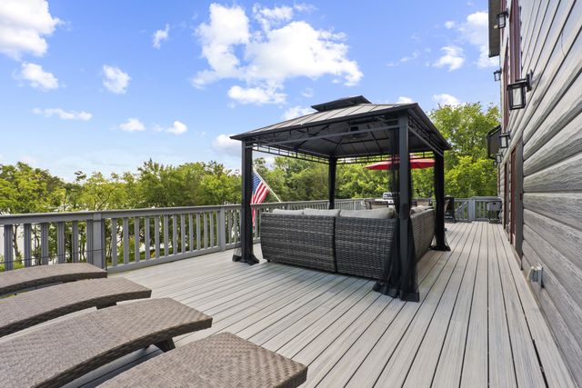 883 Newton Ln, Gallatin, TN 37066