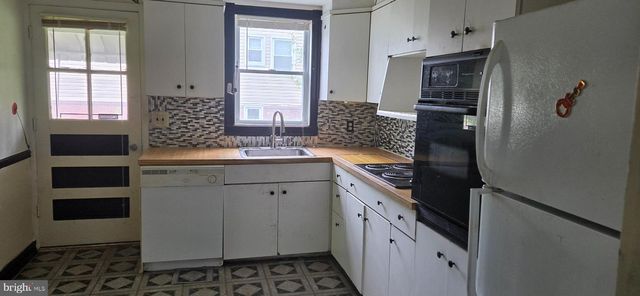 3109 SMITH, Pikesville, MD 21208