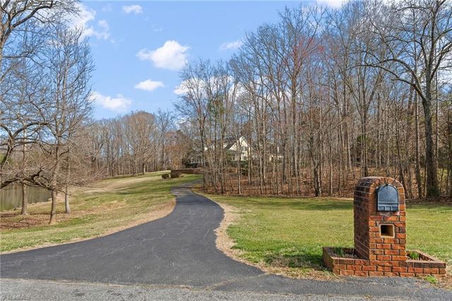 7902 Southerland Drive, Browns Summit, NC 27214