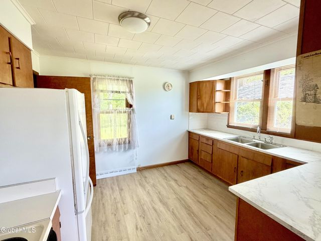 166 Potter Road, Glenville, NY 12010