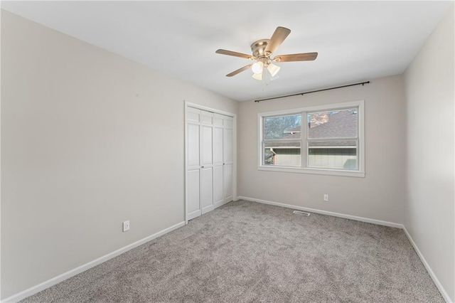 2916 Rimrock Drive, Lawrence, KS 66047