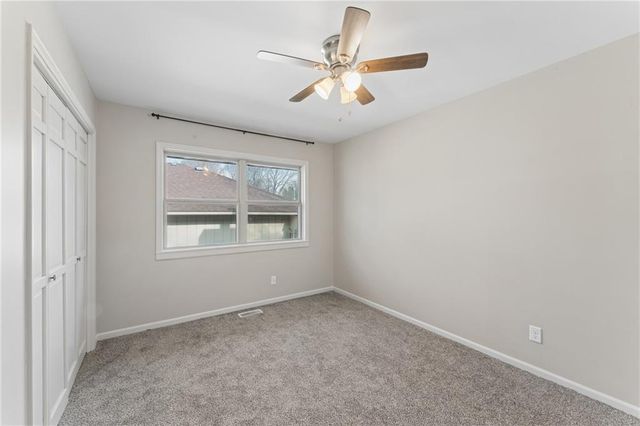 2916 Rimrock Drive, Lawrence, KS 66047