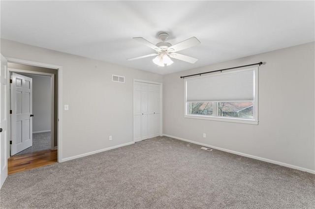 2916 Rimrock Drive, Lawrence, KS 66047