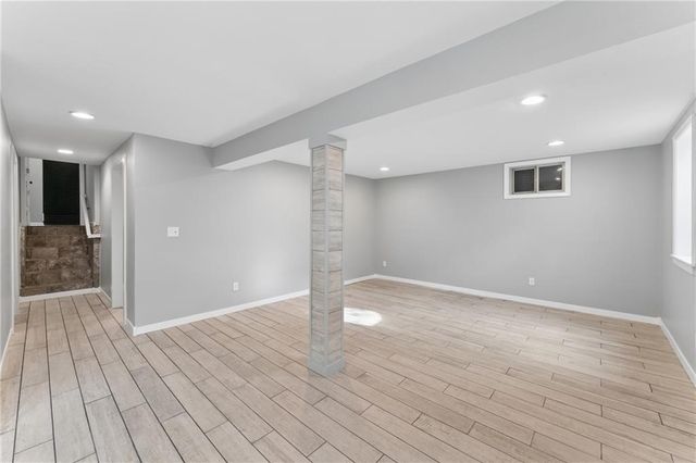 2916 Rimrock Drive, Lawrence, KS 66047