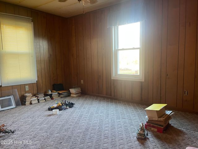 2537 Whichards Beach Road, Chocowinity, NC 27817