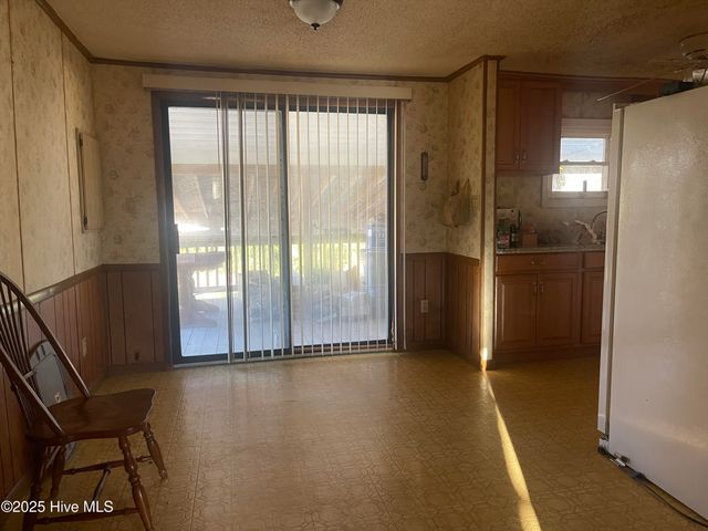 2537 Whichards Beach Road, Chocowinity, NC 27817