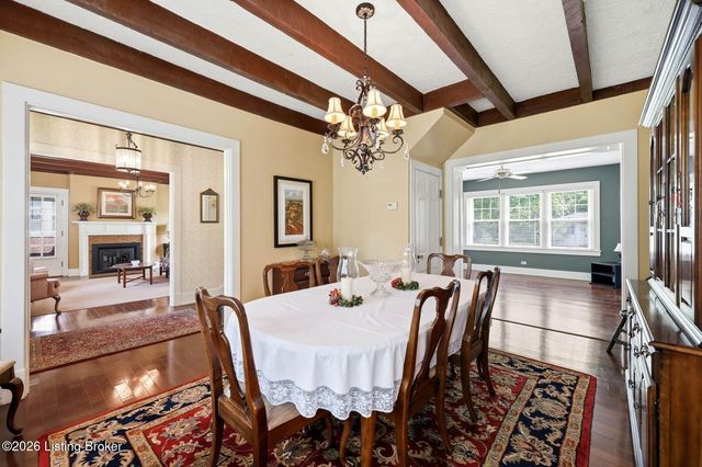 916 Audubon Pkwy, Audubon Park, KY 40213