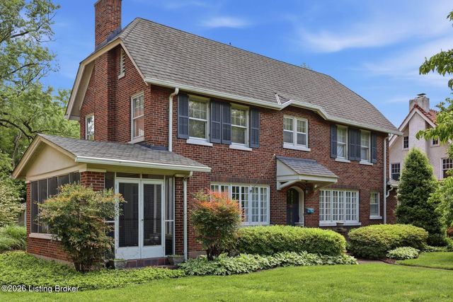 916 Audubon Pkwy, Audubon Park, KY 40213