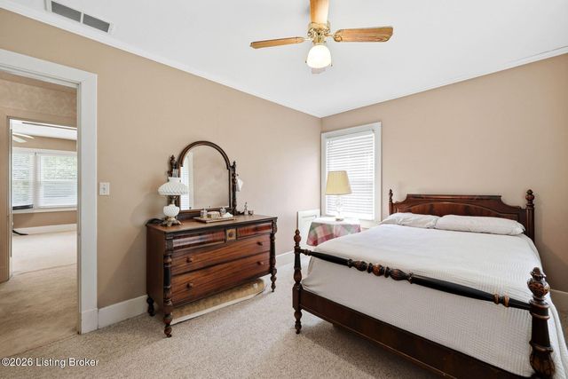 916 Audubon Pkwy, Audubon Park, KY 40213