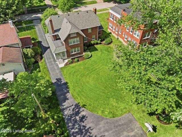916 Audubon Pkwy, Audubon Park, KY 40213