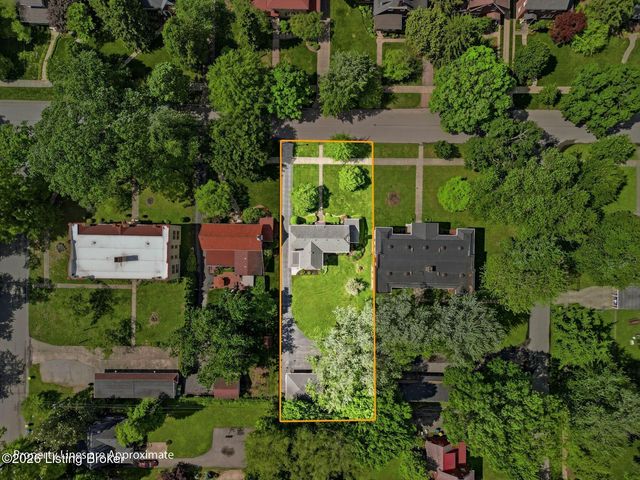 916 Audubon Pkwy, Audubon Park, KY 40213