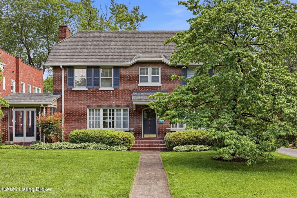 916 Audubon Pkwy, Audubon Park, KY 40213