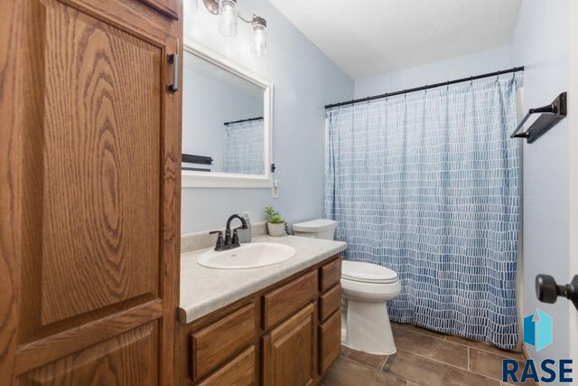 100 Jessica St Street, Worthing, SD 57077