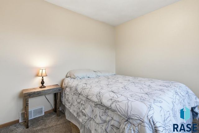 100 Jessica St Street, Worthing, SD 57077