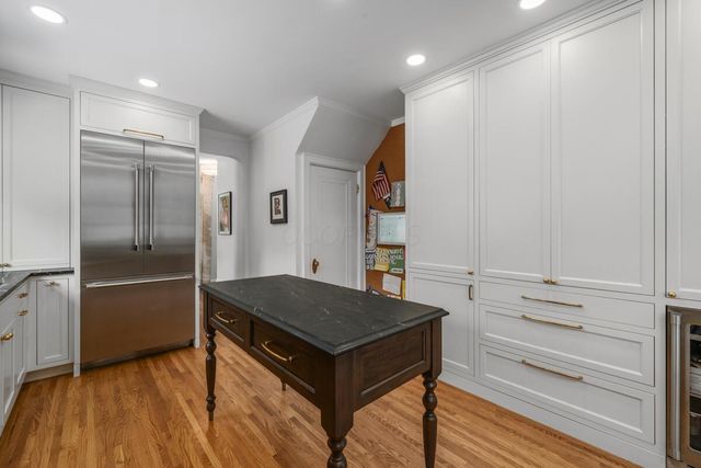 41 N Ardmore Road, Columbus, OH 43209