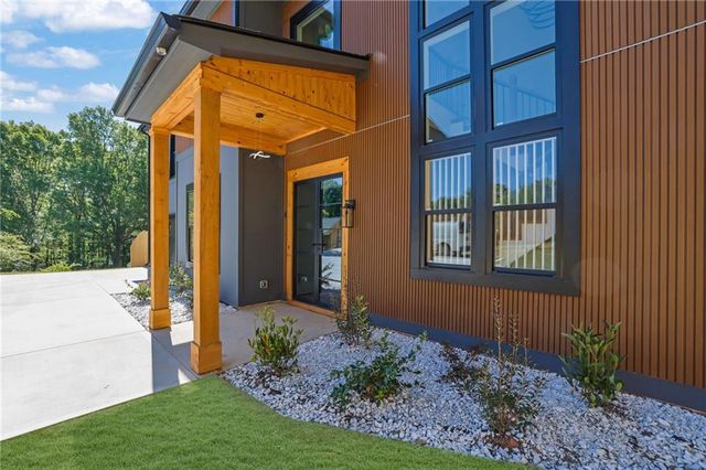 1863 Ben King Road NW, Kennesaw, GA 30144