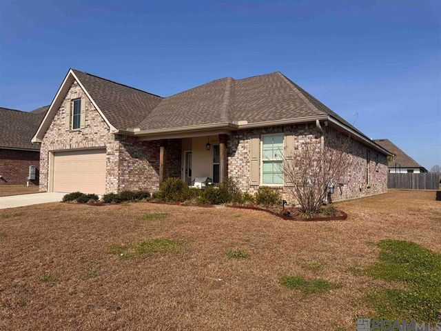 1547 Rangeland Ave, Zachary, LA 70791