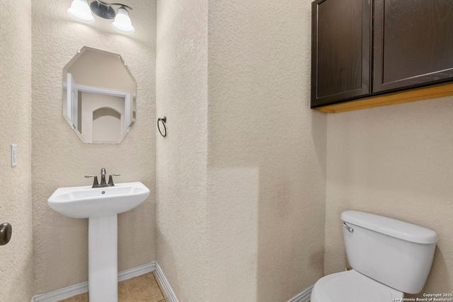 6031 Diego LN, San Antonio, TX 78253