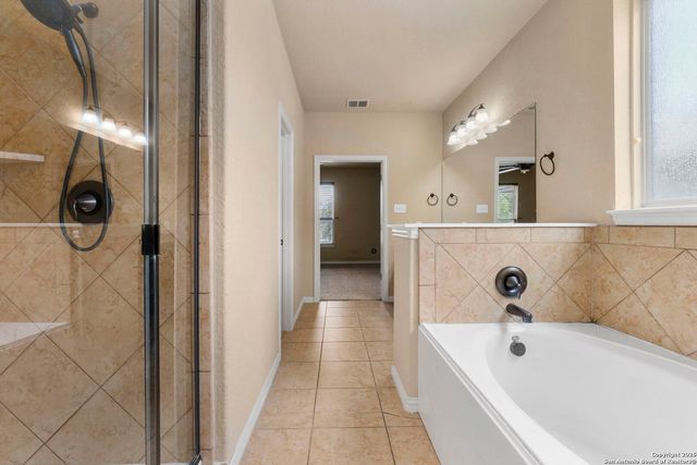 6031 Diego LN, San Antonio, TX 78253