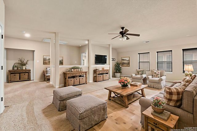 6031 Diego LN, San Antonio, TX 78253