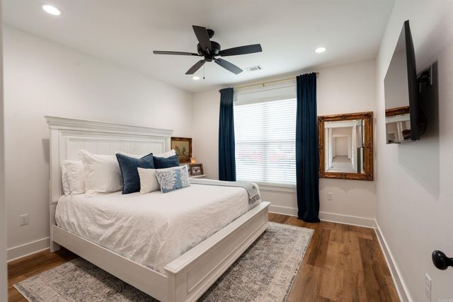 1 Avrey Lane, Greenbrier, AR 72058