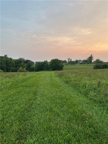 5775 SE W Highway, Lathrop, MO 64465