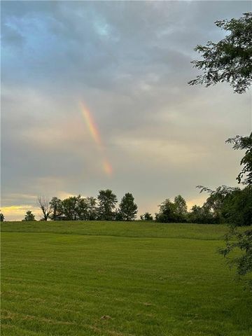 5775 SE W Highway, Lathrop, MO 64465