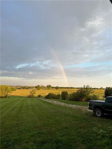 5775 SE W Highway, Lathrop, MO 64465