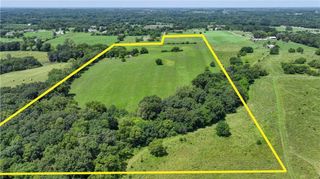 5775 SE W Highway, Lathrop, MO 64465