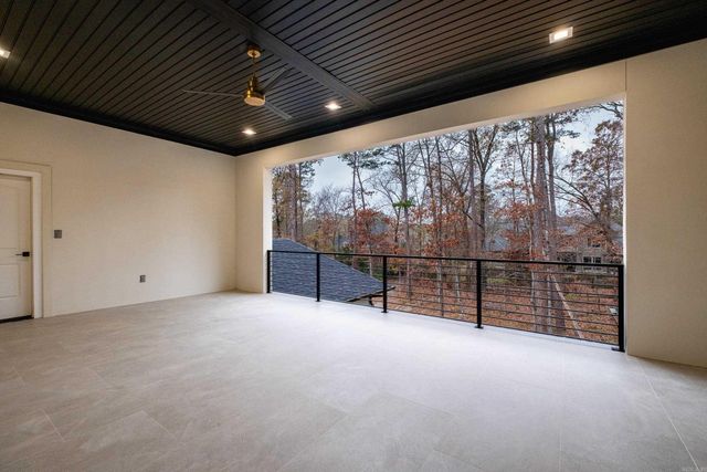 32 Mereville Place, Little Rock, AR 72223