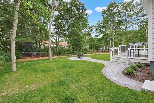 19 Puritan Road, Bourne, MA 02532