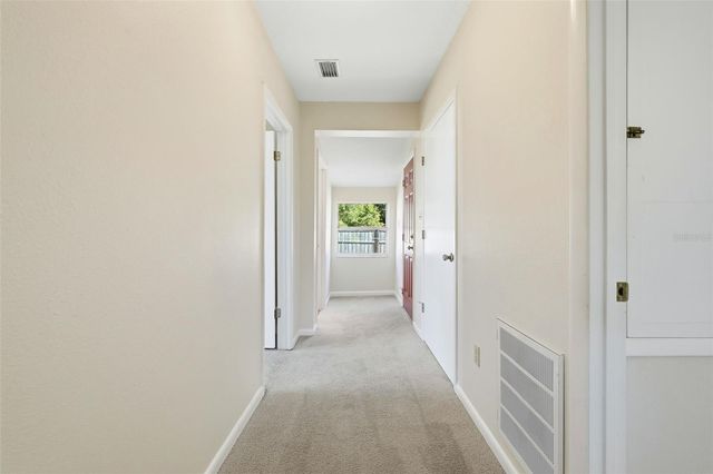 19402 E 5TH STREET, Umatilla, FL 32784