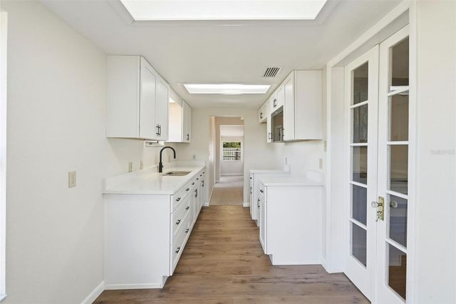 19402 E 5TH STREET, Umatilla, FL 32784