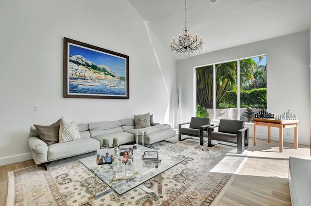 7477 Campo Florido, Boca Raton, FL 33433