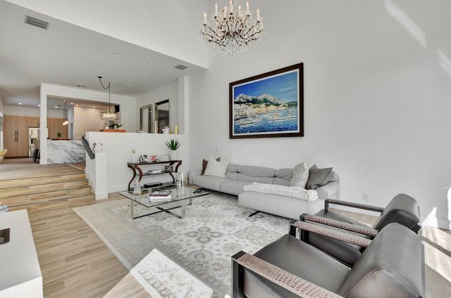 7477 Campo Florido, Boca Raton, FL 33433