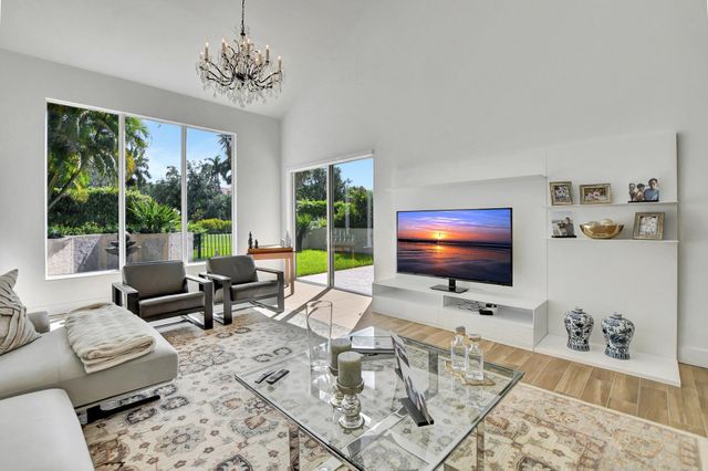 7477 Campo Florido, Boca Raton, FL 33433