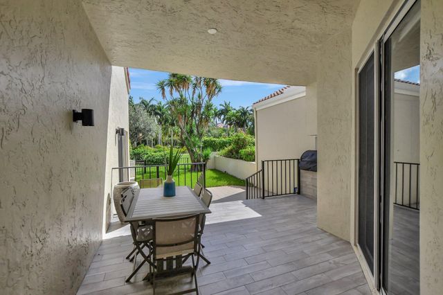 7477 Campo Florido, Boca Raton, FL 33433