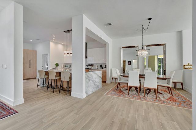 7477 Campo Florido, Boca Raton, FL 33433