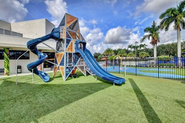 7477 Campo Florido, Boca Raton, FL 33433