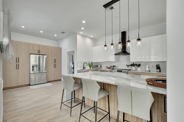 7477 Campo Florido, Boca Raton, FL 33433