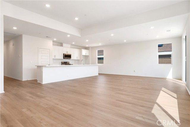 13743 Mesa View Drive, Victorville, CA 92392