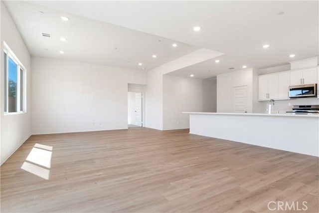 13743 Mesa View Drive, Victorville, CA 92392